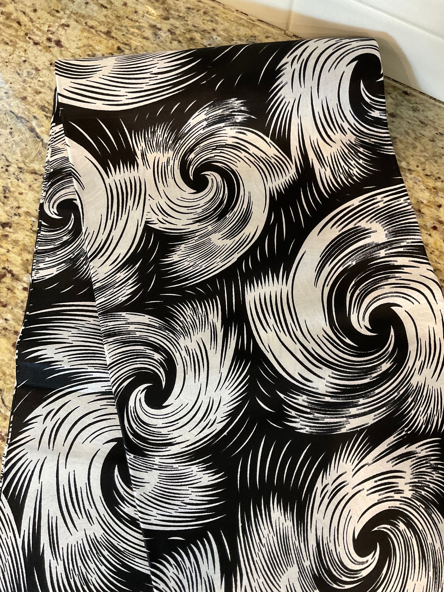 African Fabric/African prints/ Ankara fabric/ African fabric by the yard/African fabric/ African fabric 6 yards/MK123/Black and white Fabric