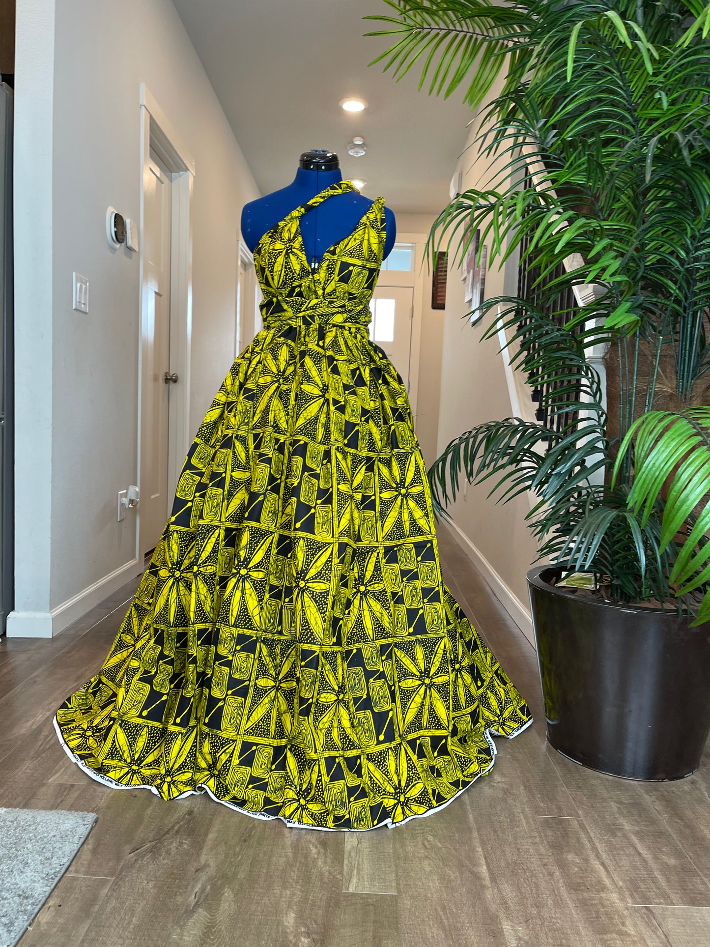 (African clothing maxi dress/African fashion dress for women/African women clothing/African women full flare maxi dress with two pockets WP907