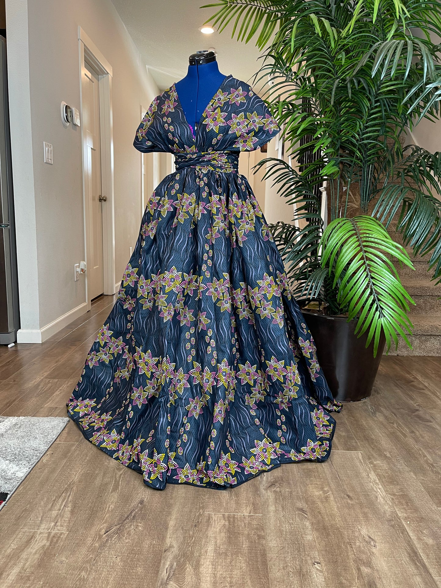 African clothing maxi dress/African fashion dress for women/African women clothing/African women full flare maxi dress with two pockets WP902