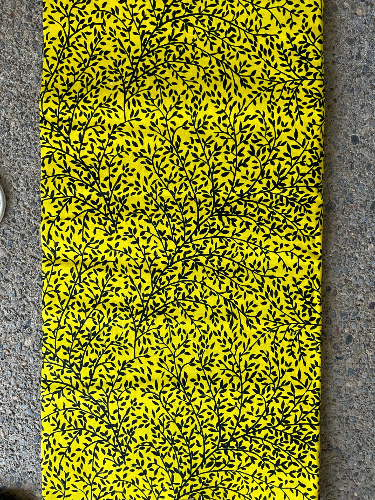 Yellow and Black African fabric Ankara fabric/African wax print/Yellow and Black Fabric/African fabric by the yard/African fabric store/MK126