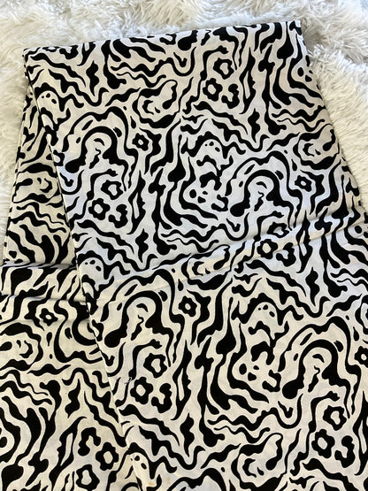African fabric/Ankara fabric/ Danshiki/Danshiki fabric/African print/Ankara fabric for dress/ African textile for crafts/African Print/KM57/White and Black African Fabrics