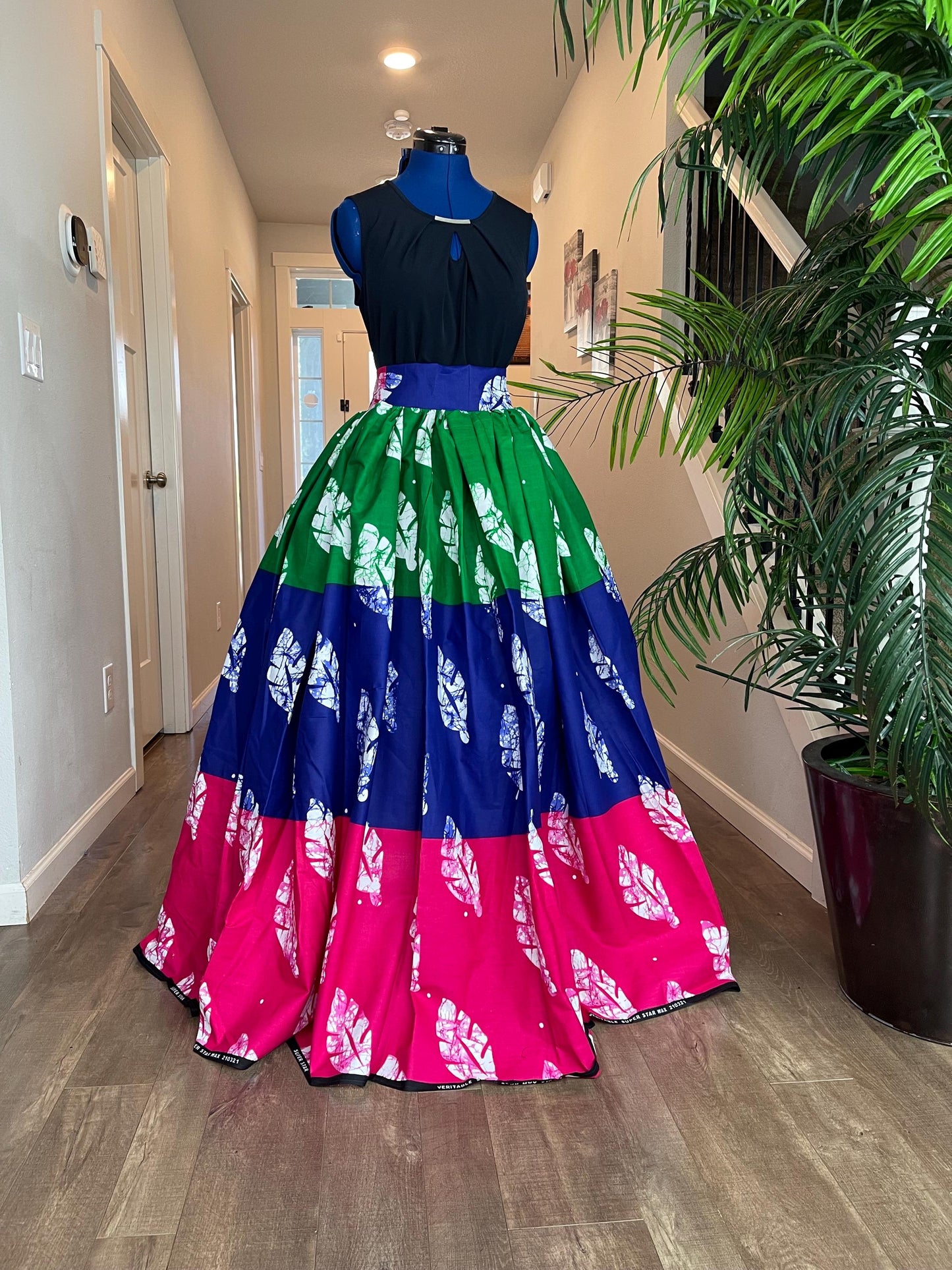 Bold Ankara High-Waist African Print Skirt – Handmade with Vibrant Wax Fabric/KM130
