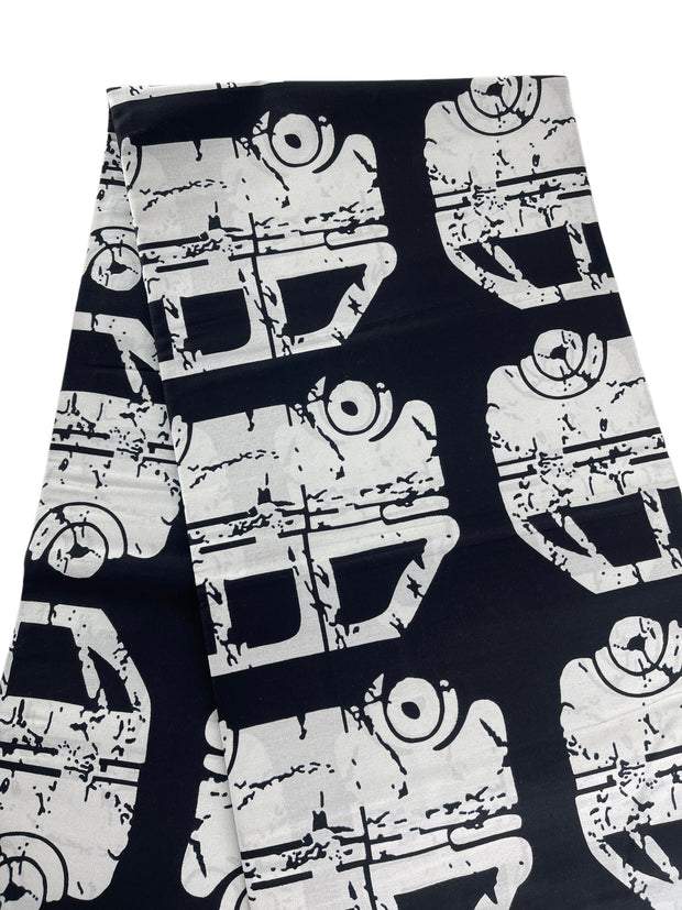 African Fabric/Ankara-White and Black Color/Tribal Print/KM57/Africanwaxprint