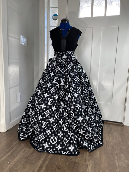 African Skirt With Pockets/Ankara Skirt/African Clothing/Black and White Skirt.
