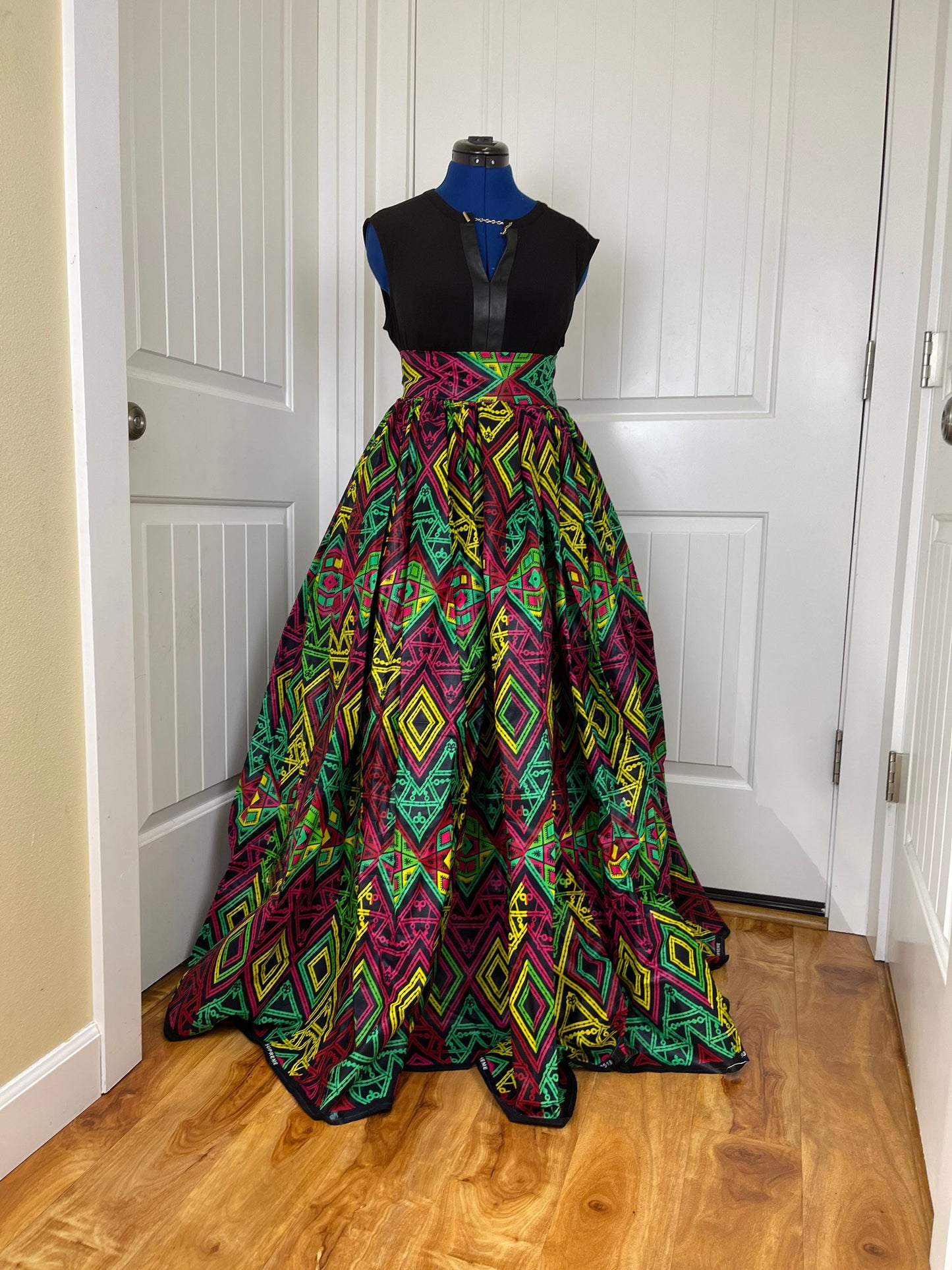 African skirt/Danshiki skirt/Ethnic skirt/Black pink skirt/African skirt for sale/African women clothing/Ankara skirt/Maxi skirt/DR12