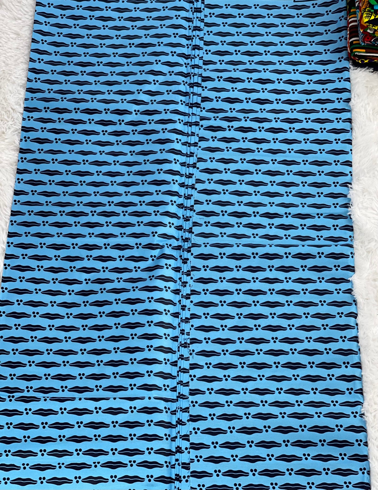 African Fabric/African Print/Block Printed Fabric/Wax Fabric/Ankara-Blue Lip Design Fabric/Mudcloth/Quilting Fabric/African Dress/MK766