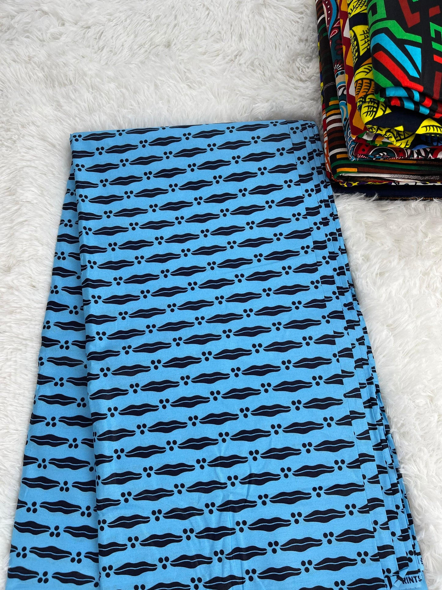 African Fabric/African Print/Block Printed Fabric/Wax Fabric/Ankara-Blue Lip Design Fabric/Mudcloth/Quilting Fabric/African Dress/MK766
