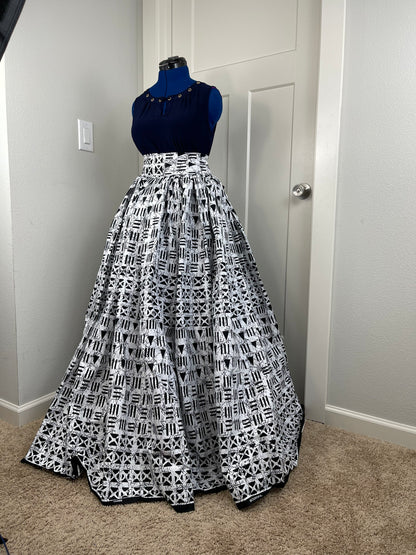 African skirt/ African women clothing/ Ankara maxi skirt/ African print skirt/ Ankara long skirt/ blue skirt/African skirt/FK2/White Skirt/L