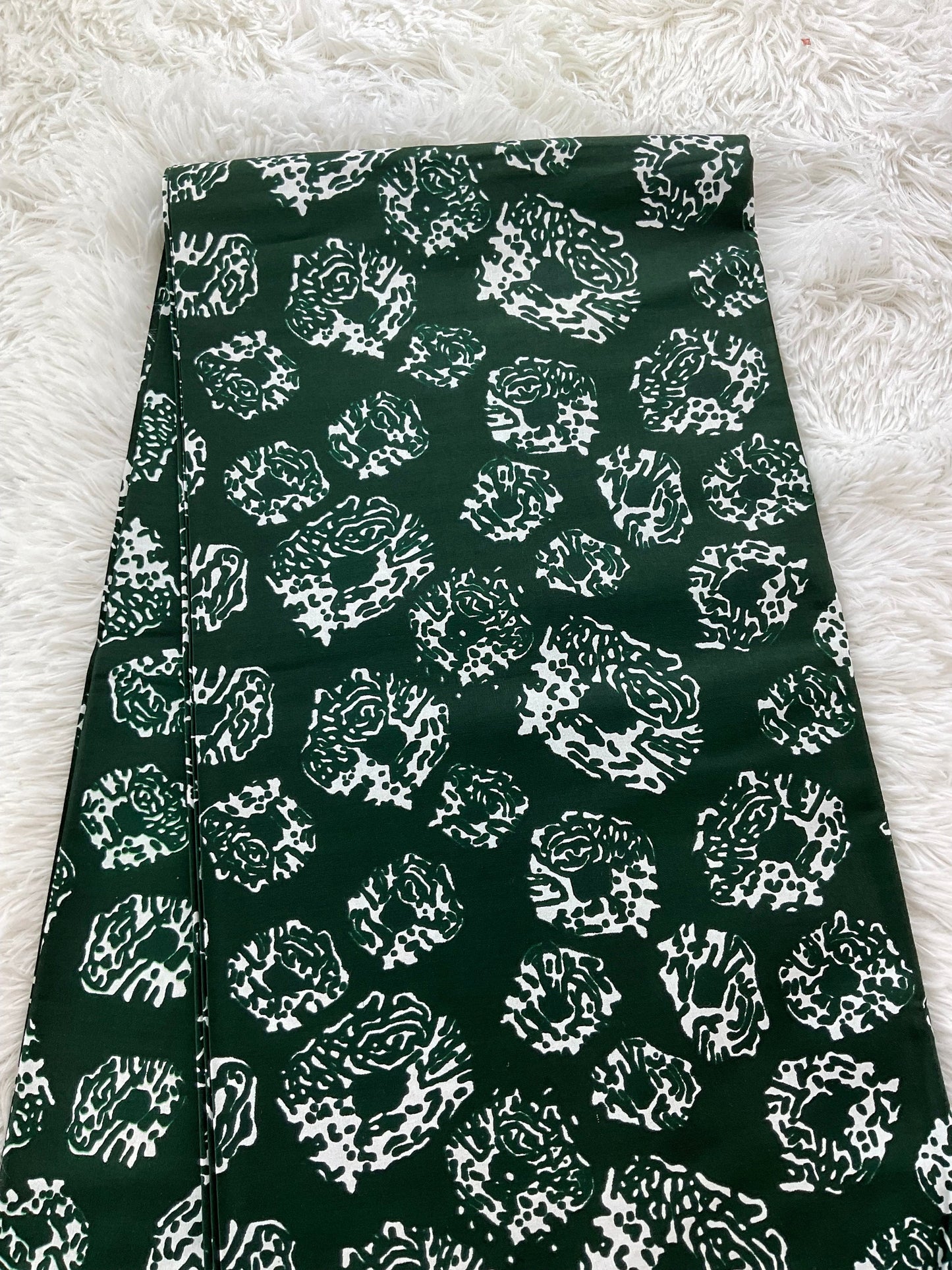 African Fabric/African Print Fabric/Ankara-Green and ivory Fabric/African Art/Fabric/African Skirt/Fabric Bundle/Fabric Scraps/Wa/MK901
