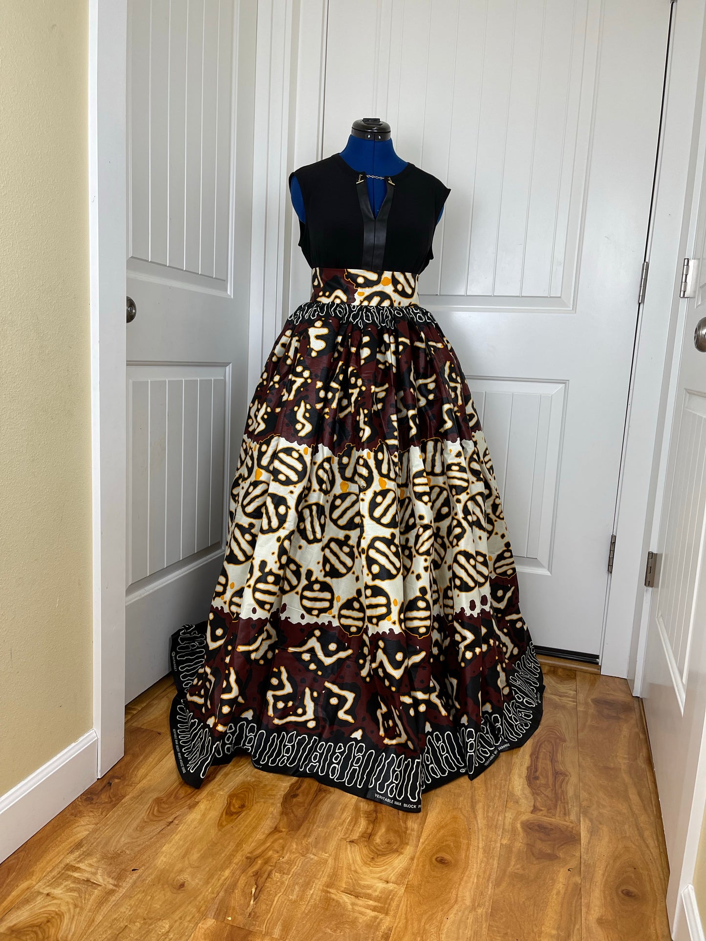 Brown and white African maxi skirt/ African women clothing/ Ankara maxi skirt/ African print skirt/ Ankara skirt/ skirt